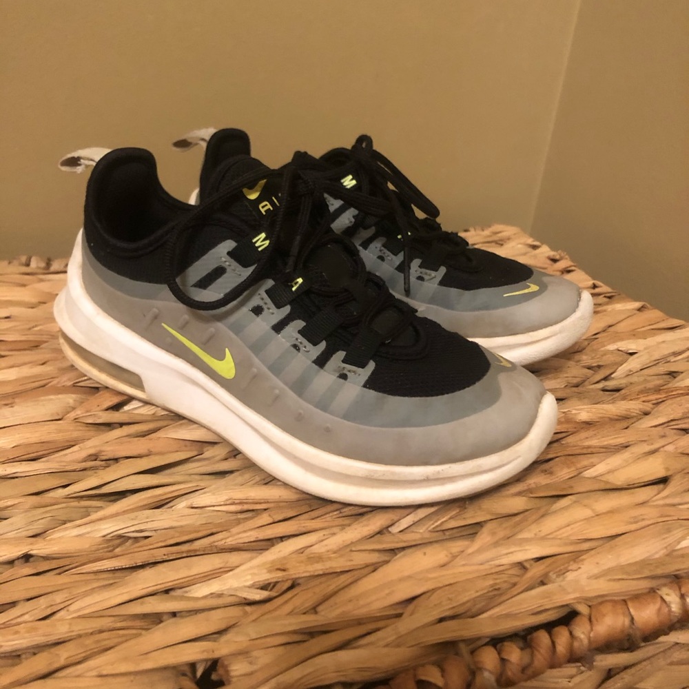 Boys Nike’s